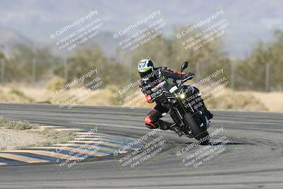 media/Dec-04-2025-Racers Edge (Thu) [[5ebc9f124d]]/3-B Group/1-Session 1 (Turn 7)/